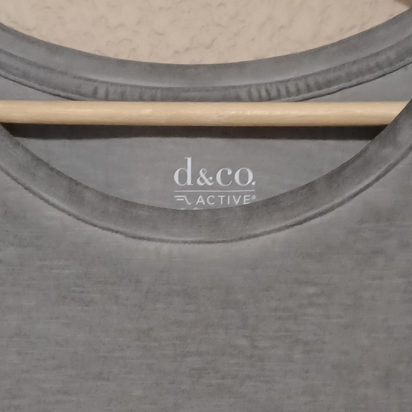 NWT Denim & Co. Womens active tee - Picture 3 of 5